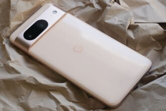 Pixel 8: Design and Build Quality Review