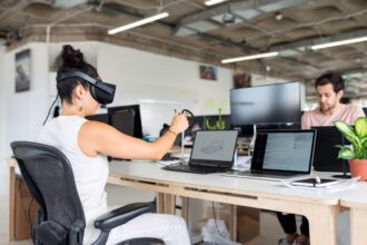 Virtual Reality in Business: A New Way to Work